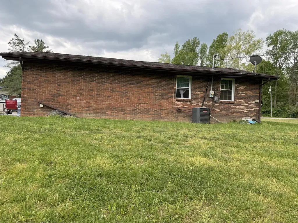 212 N 5th Street Williamsburg KY 40769