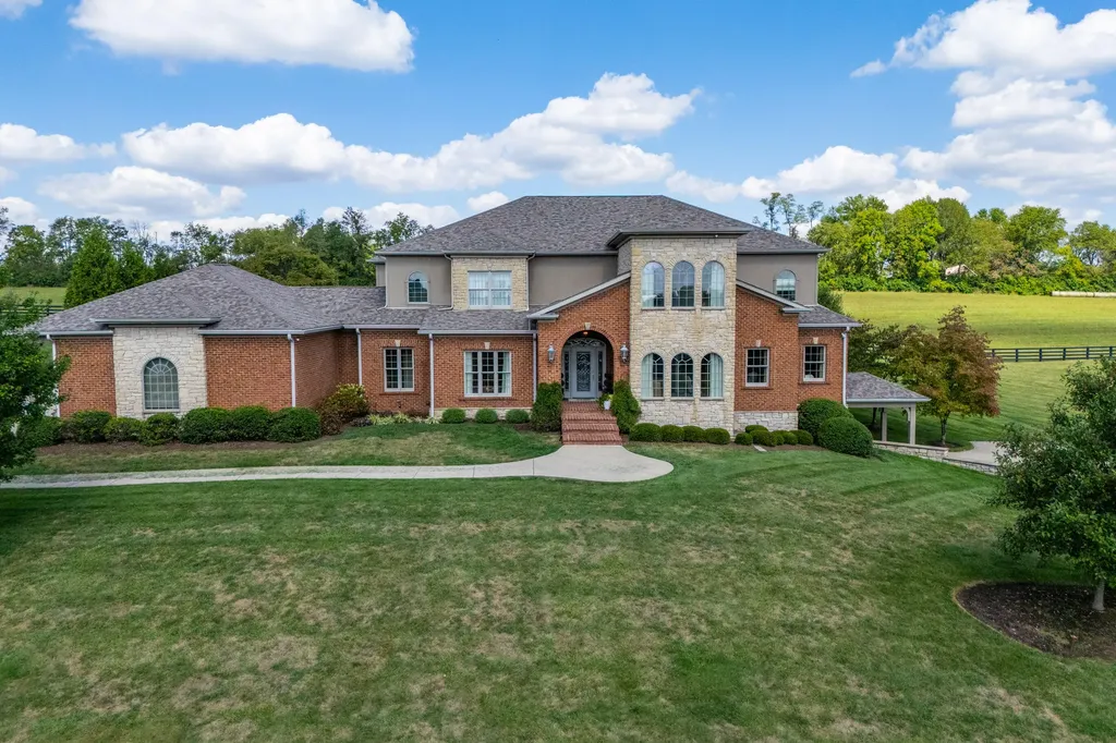 204 Porta Verde Nicholasville KY 40356