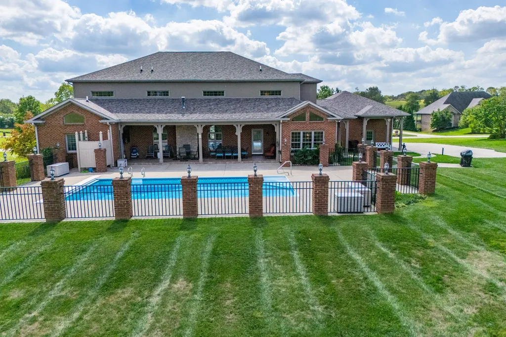204 Porta Verde Nicholasville KY 40356