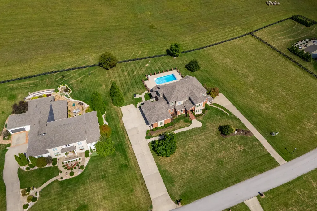 204 Porta Verde Nicholasville KY 40356