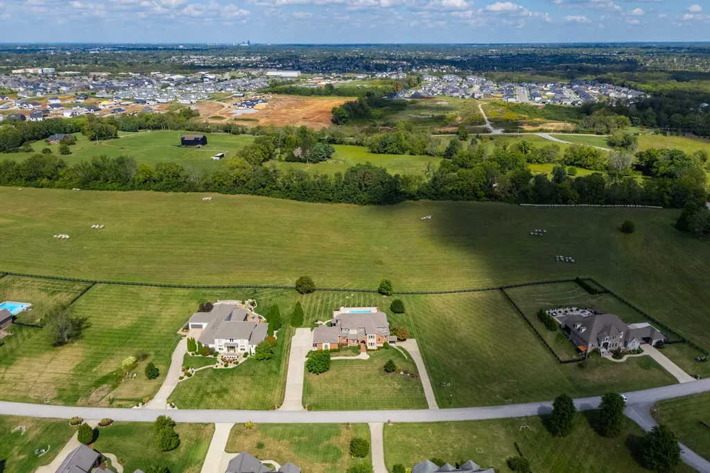 204 Porta Verde Nicholasville KY 40356