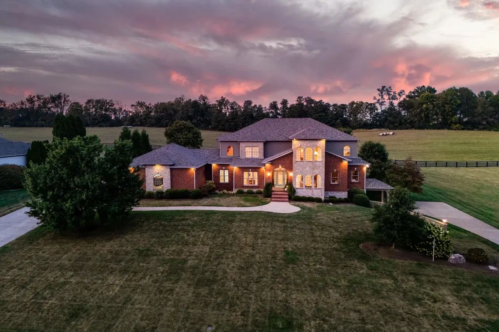 204 Porta Verde Nicholasville KY 40356