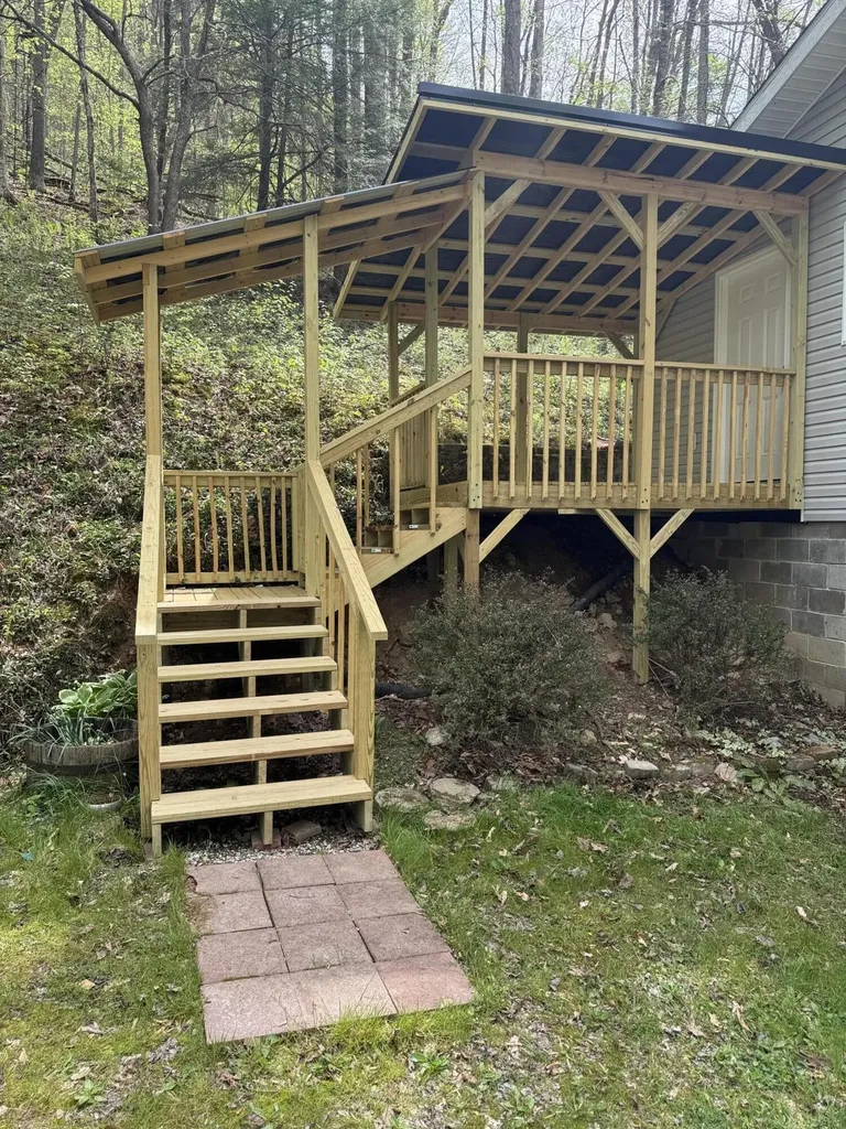 454 SW Four Mile, Right Fork Road Fourmile KY 40939