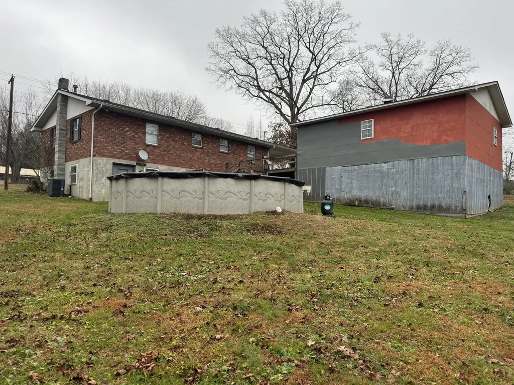5676 State Highway 1651 Pine Knot KY 42635