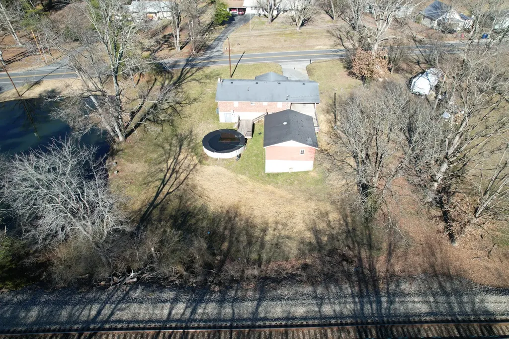5676 State Highway 1651 Pine Knot KY 42635