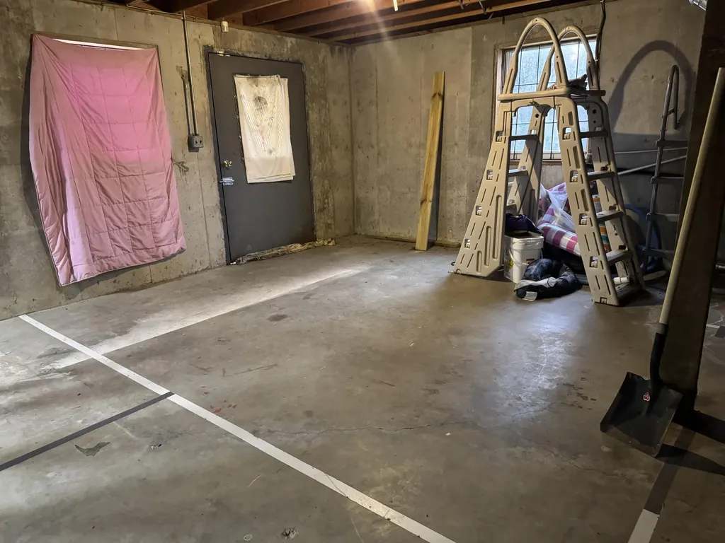 5676 State Highway 1651 Pine Knot KY 42635