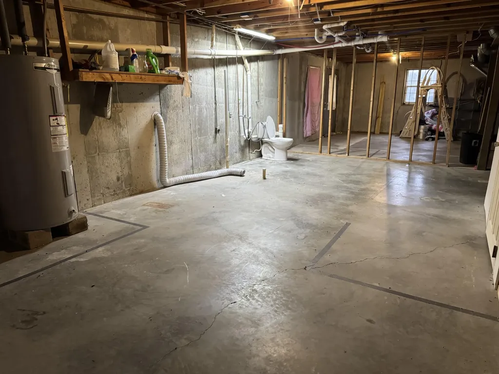 5676 State Highway 1651 Pine Knot KY 42635