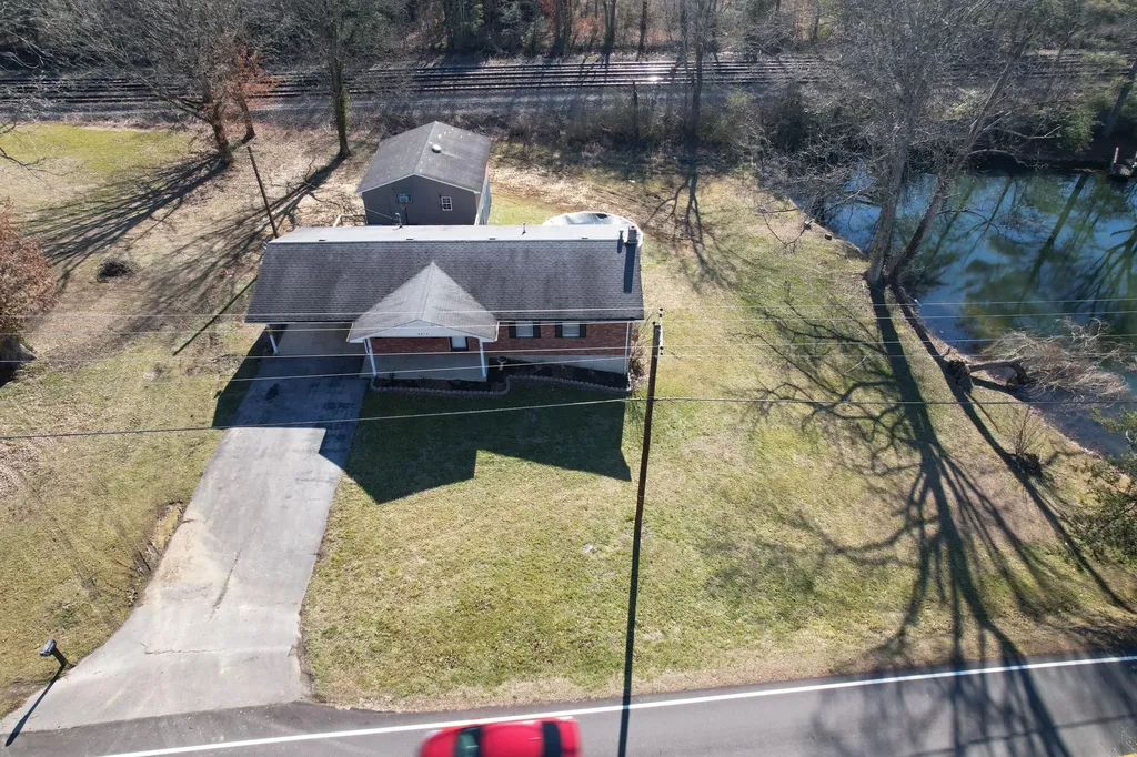 5676 State Highway 1651 Pine Knot KY 42635