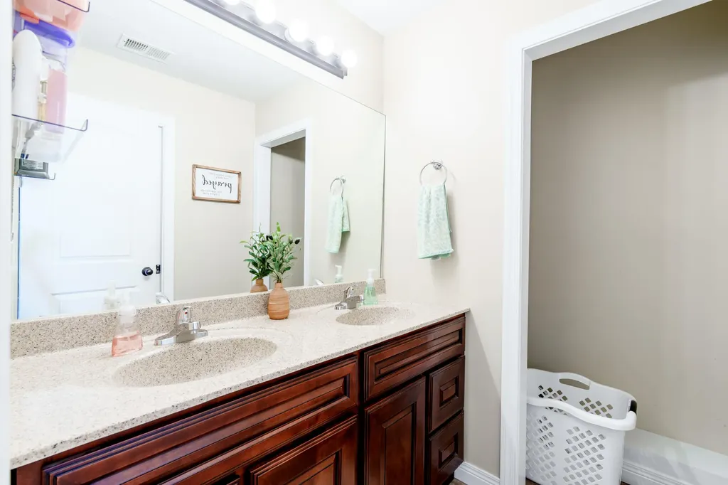 20 Hibiscus Court Morehead KY 40351