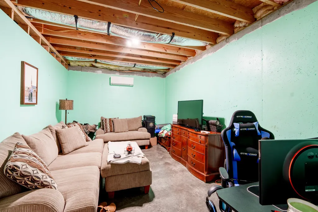 20 Hibiscus Court Morehead KY 40351