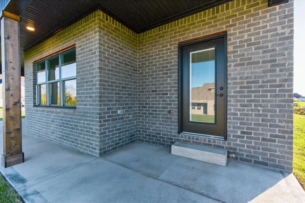 100 Makayla Trail Nicholasville KY 40356