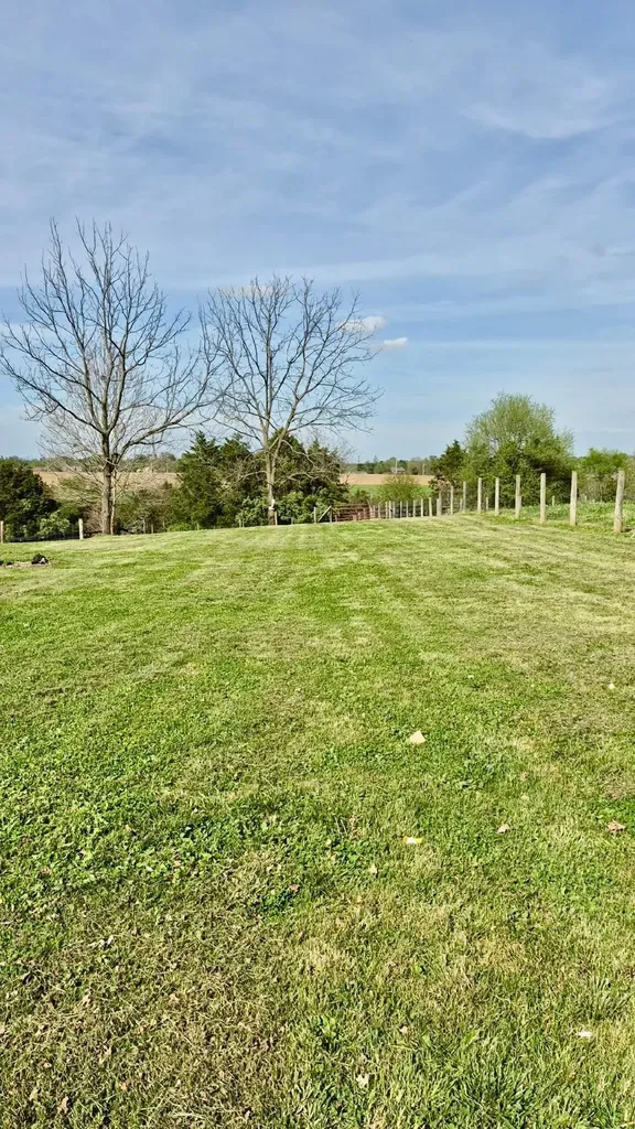135 Lovette Lane Harrodsburg KY 40330