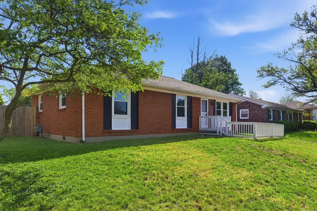 619 Warrington Drive Lexington KY 40505