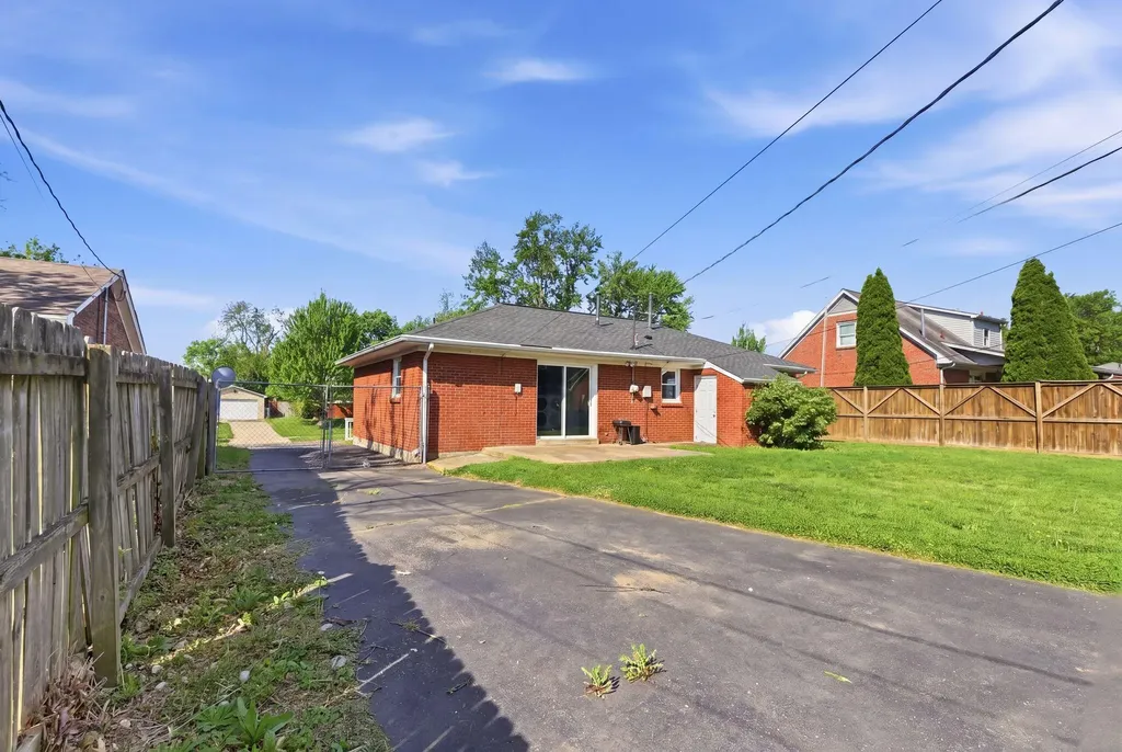 619 Warrington Drive Lexington KY 40505