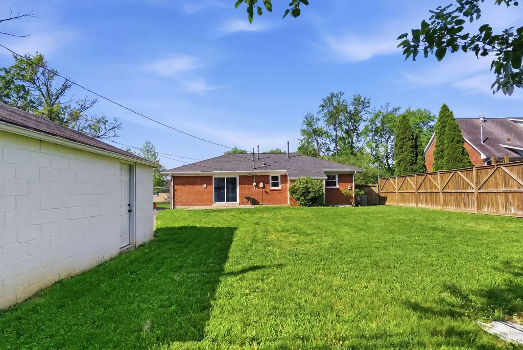 619 Warrington Drive Lexington KY 40505