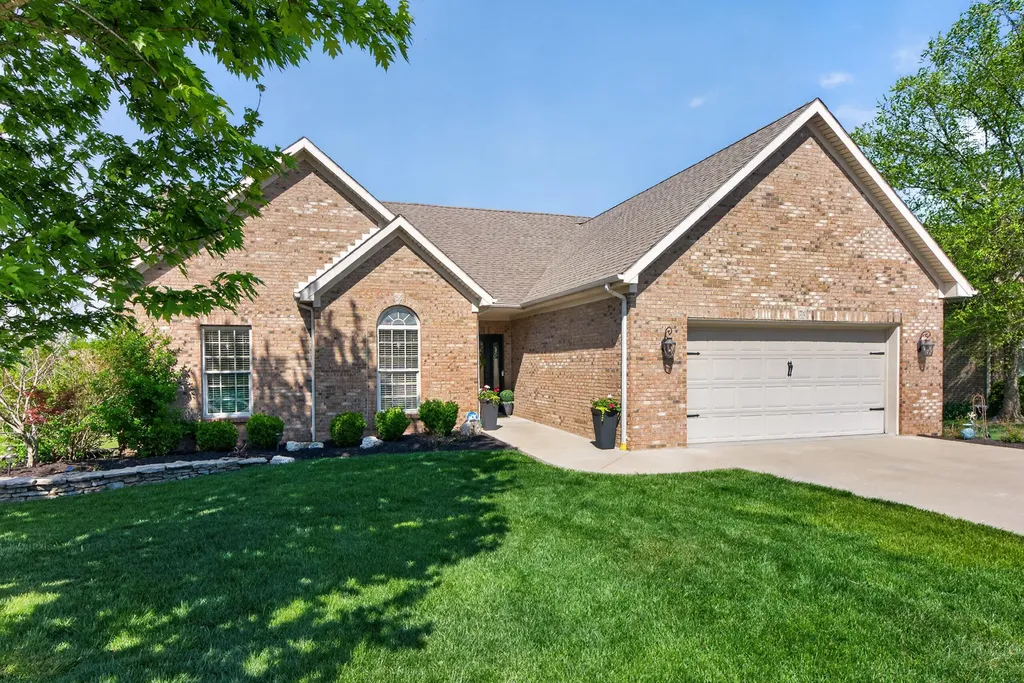 105 Elm Fork Drive Paris KY 40361