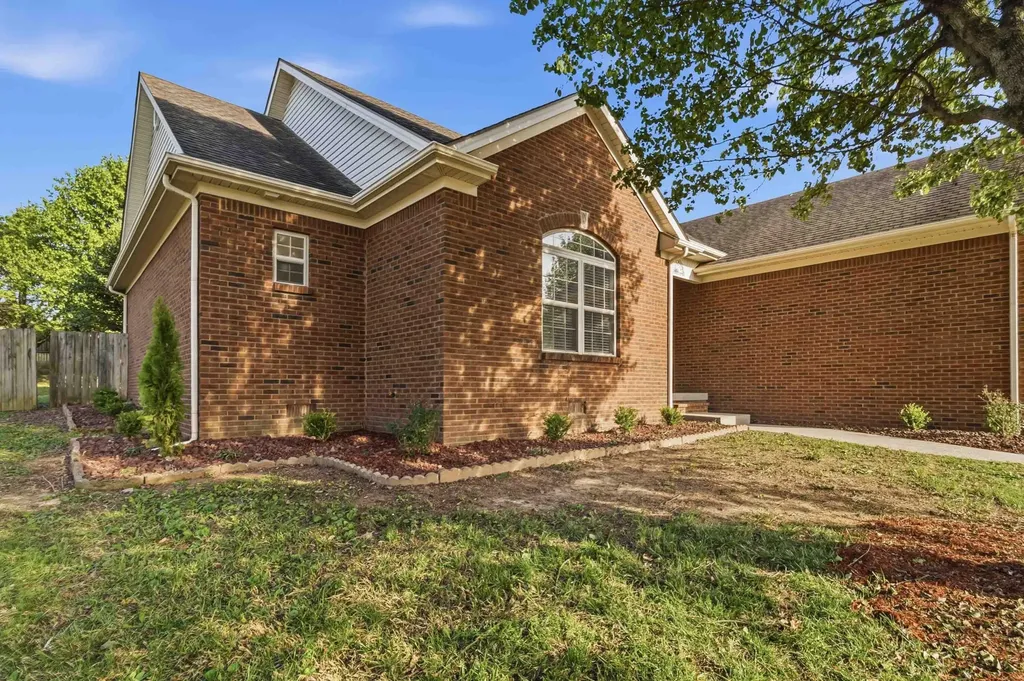 616 Shetland Drive Richmond KY 40475