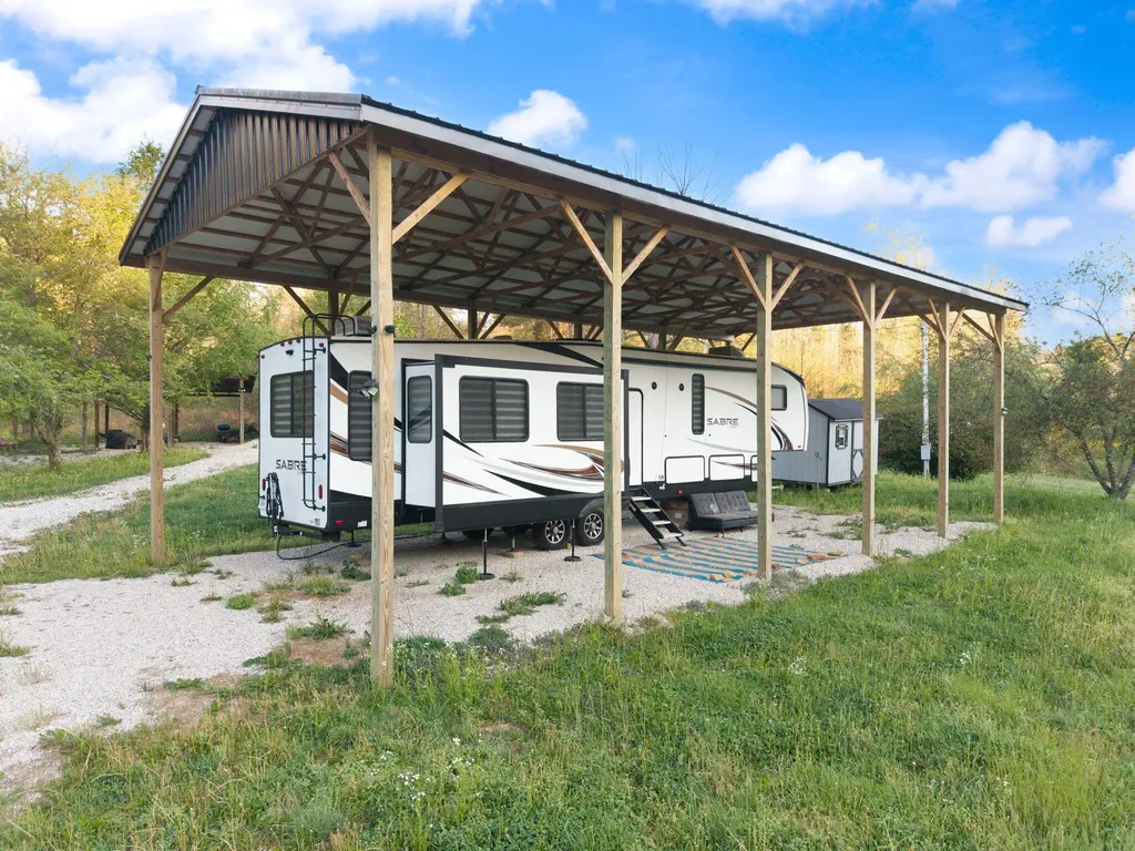 165 Pomeroyton-wellington Road Wellington KY 40387