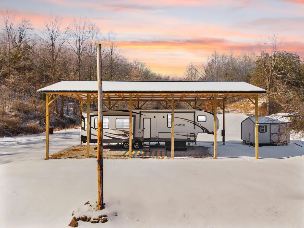 165 Pomeroyton-wellington Road Wellington KY 40387