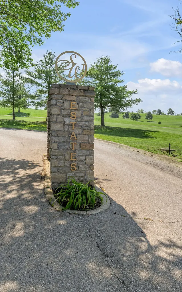 142 Clubhouse Drive Winchester KY 40391