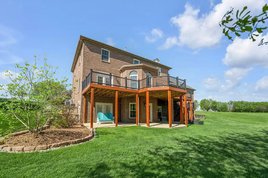 142 Clubhouse Drive Winchester KY 40391