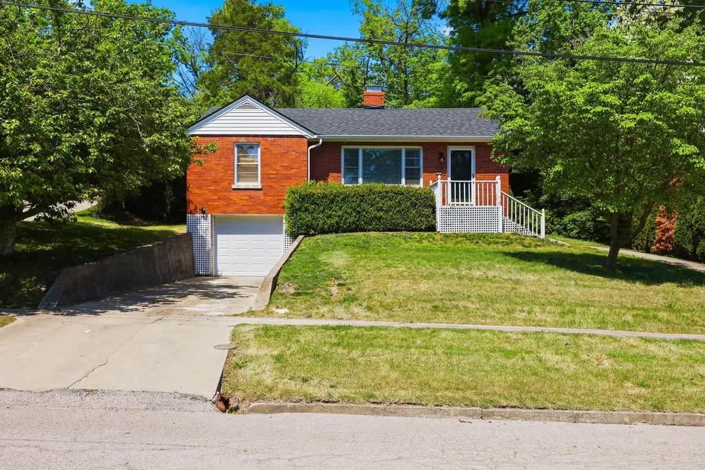 108 Holly Street Berea KY 40403