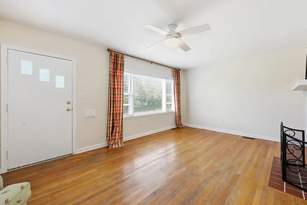 108 Holly Street Berea KY 40403