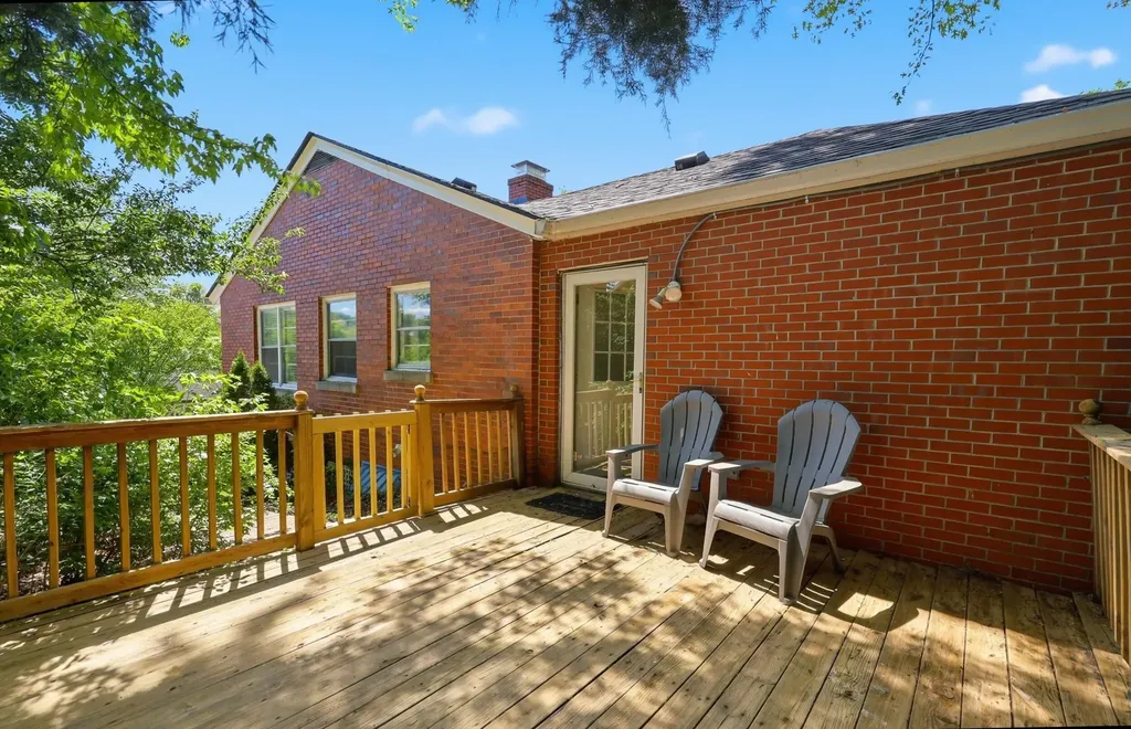 108 Holly Street Berea KY 40403