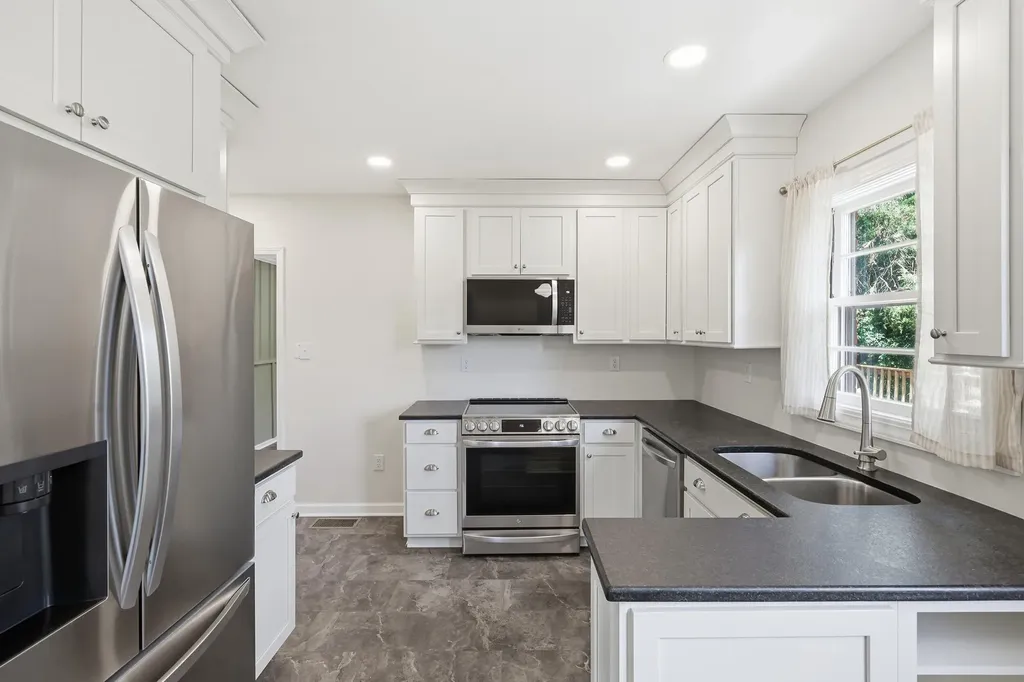 108 Holly Street Berea KY 40403