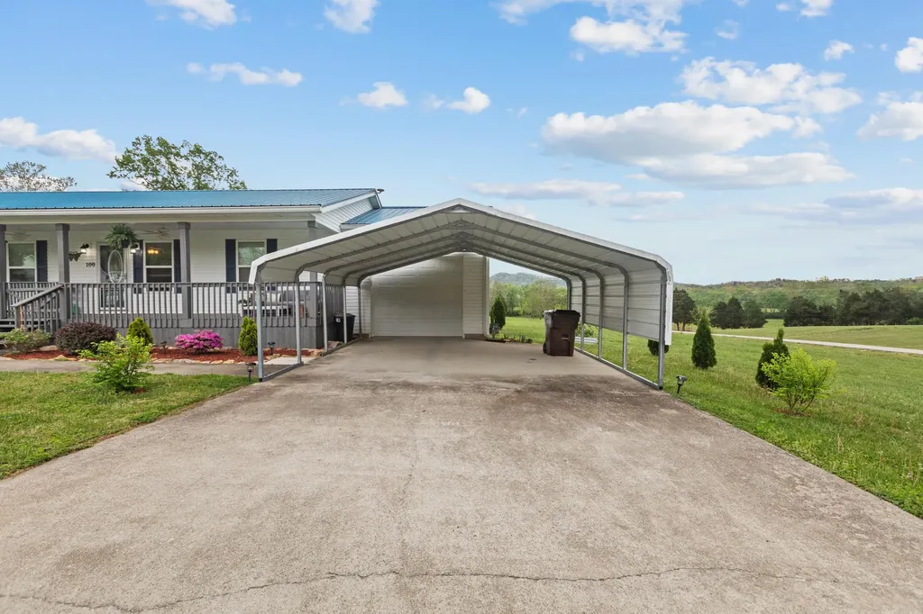 100 Katie Lane Clay City KY 40312