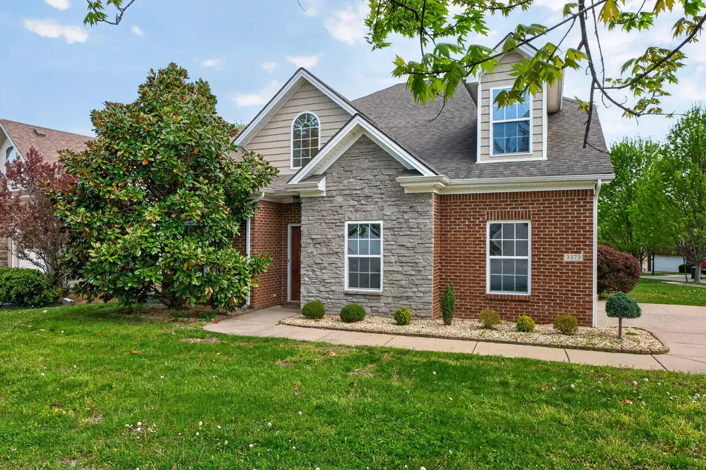 3373 Hibernia Pass Lexington KY 40509