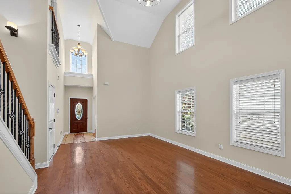 3373 Hibernia Pass Lexington KY 40509