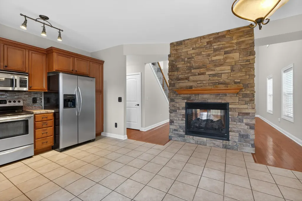 3373 Hibernia Pass Lexington KY 40509
