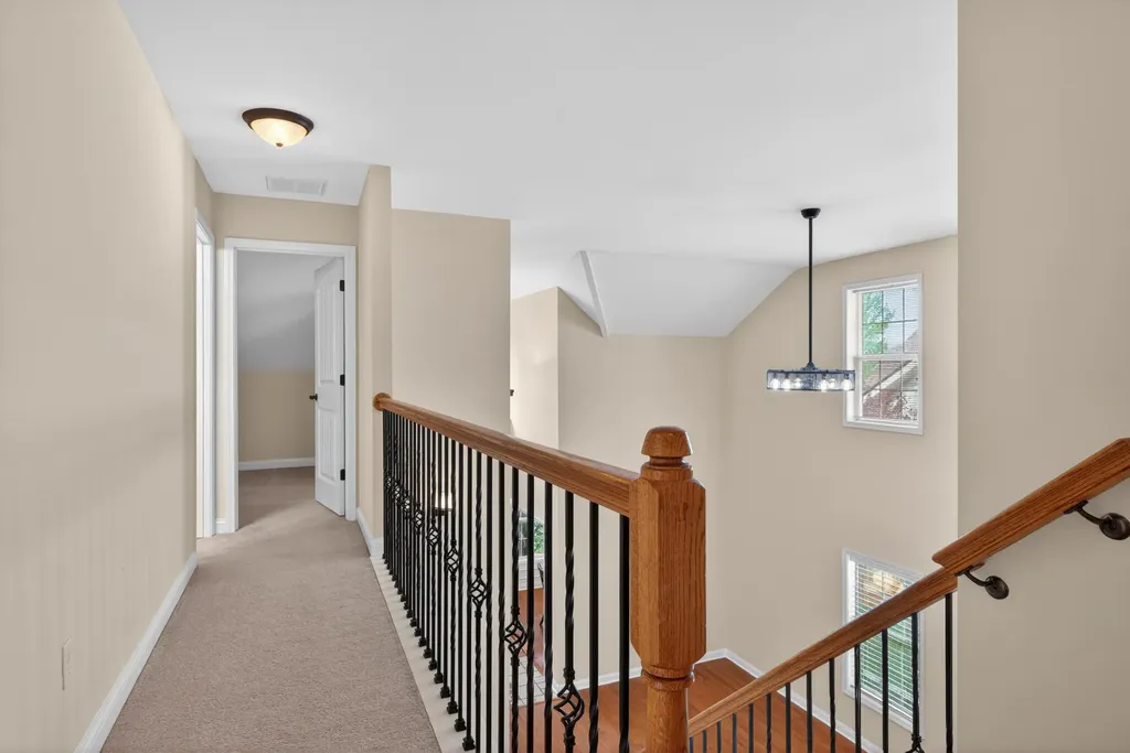 3373 Hibernia Pass Lexington KY 40509