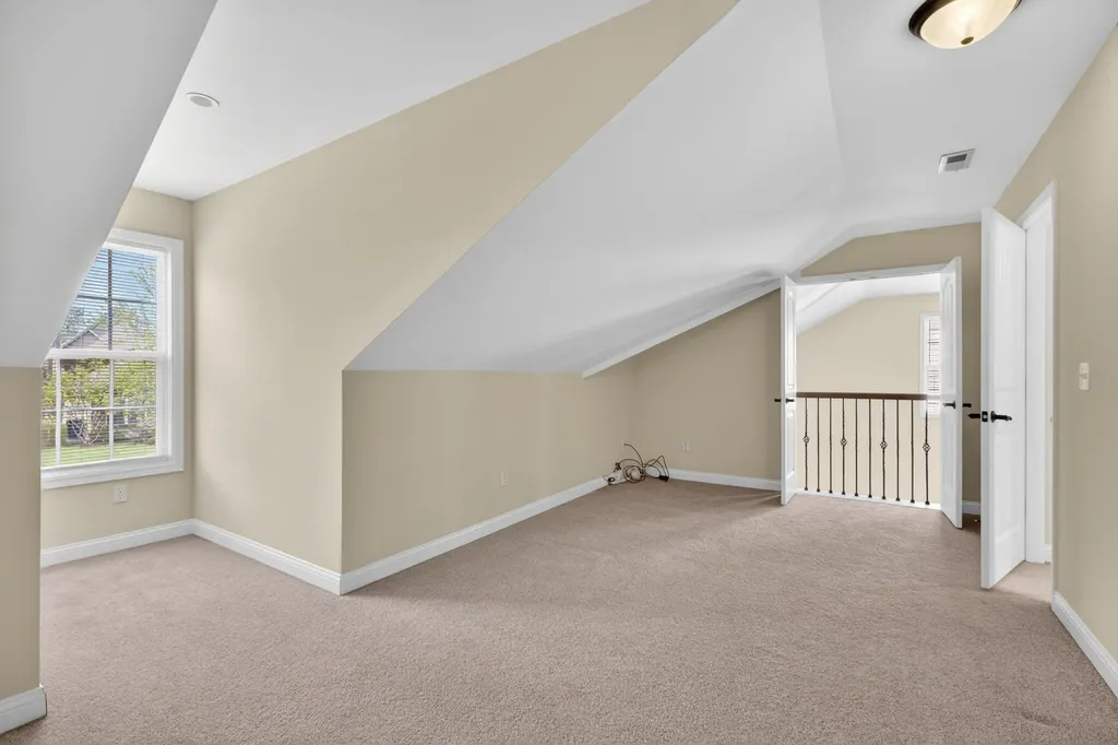 3373 Hibernia Pass Lexington KY 40509