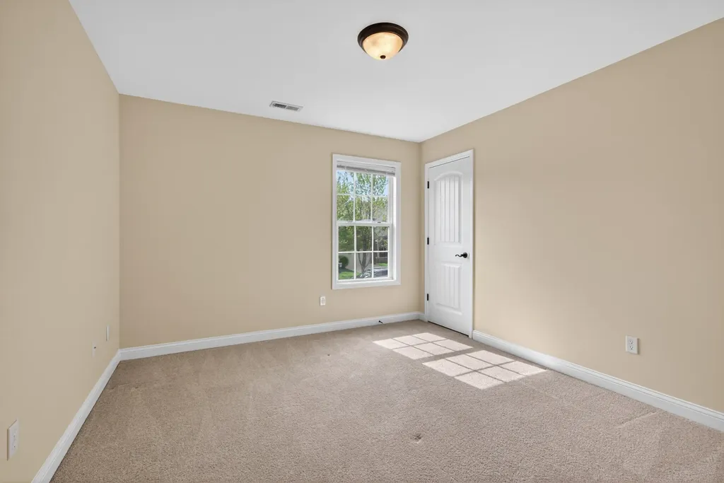 3373 Hibernia Pass Lexington KY 40509