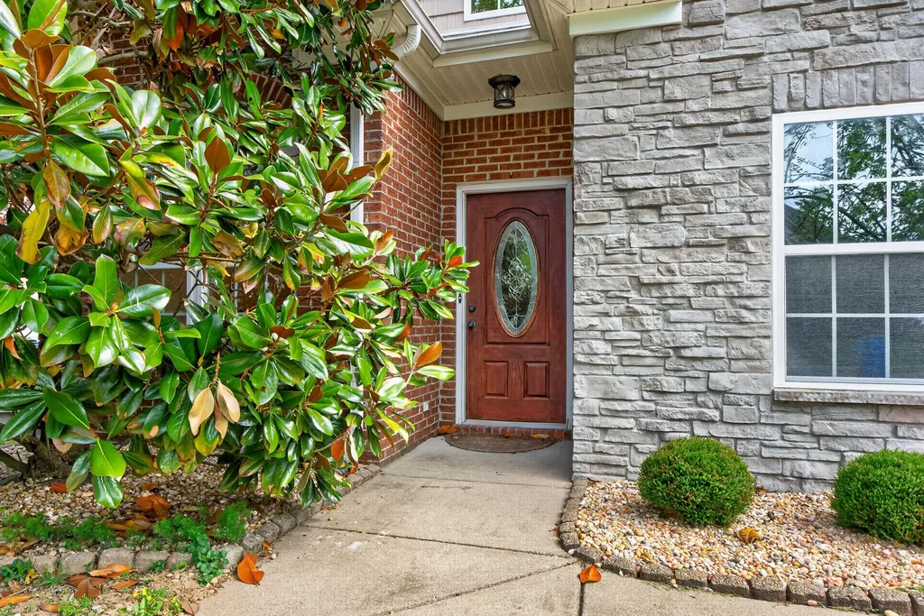 3373 Hibernia Pass Lexington KY 40509
