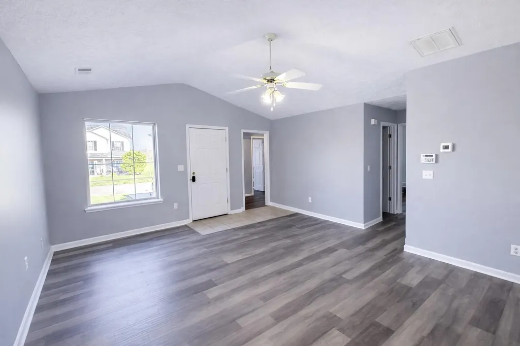 1010 Cedar Ridge Court Lawrenceburg KY 40342