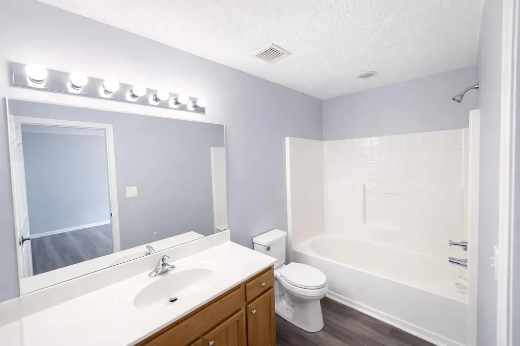 1010 Cedar Ridge Court Lawrenceburg KY 40342