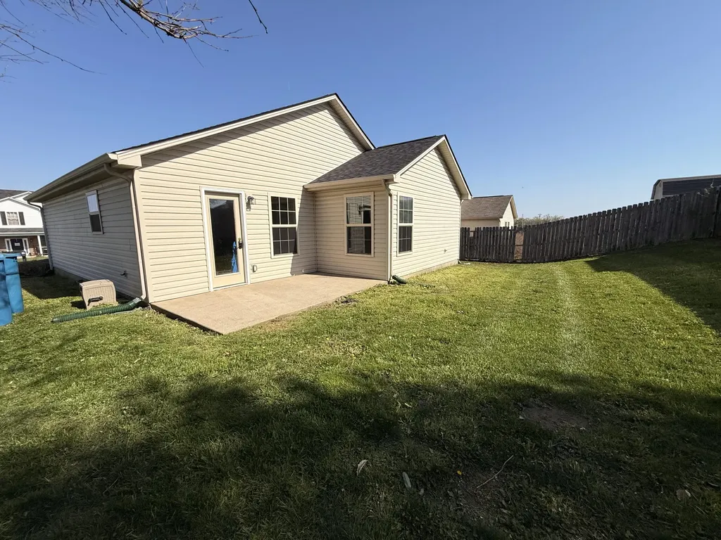 1010 Cedar Ridge Court Lawrenceburg KY 40342