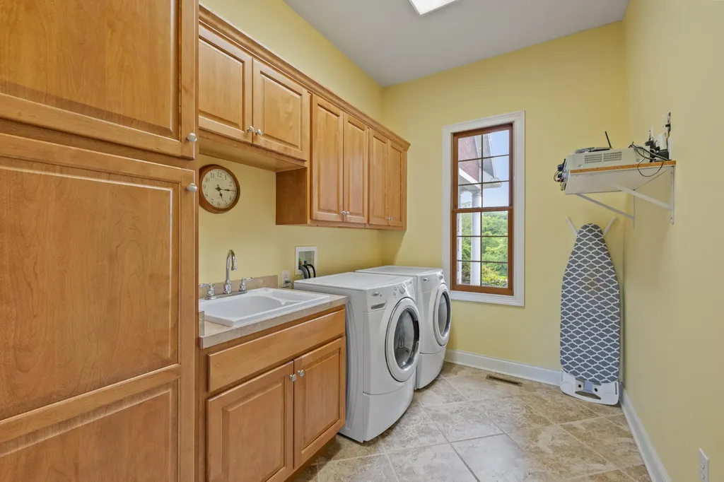 125 Covered Bridge Lane Frankfort KY 40601