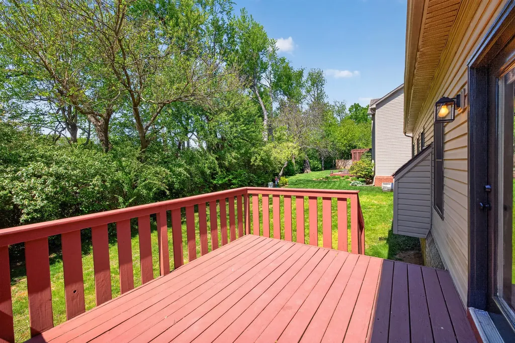 505 Huntersknoll Place Lexington KY 40509