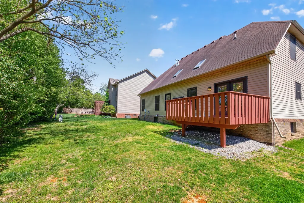 505 Huntersknoll Place Lexington KY 40509