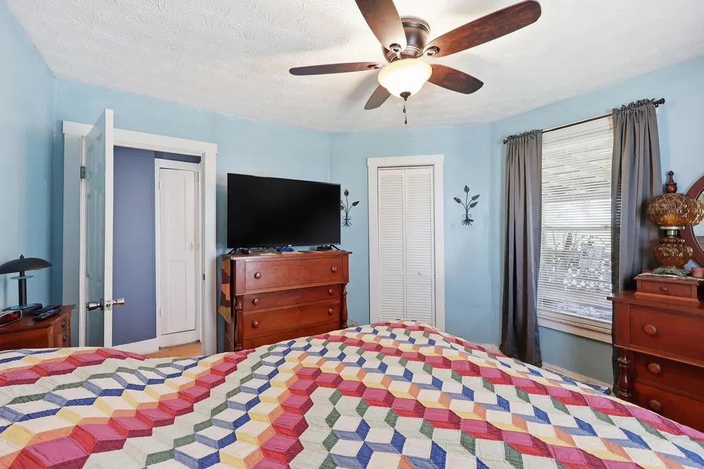819 Bellows Mill Road Harrodsburg KY 40330