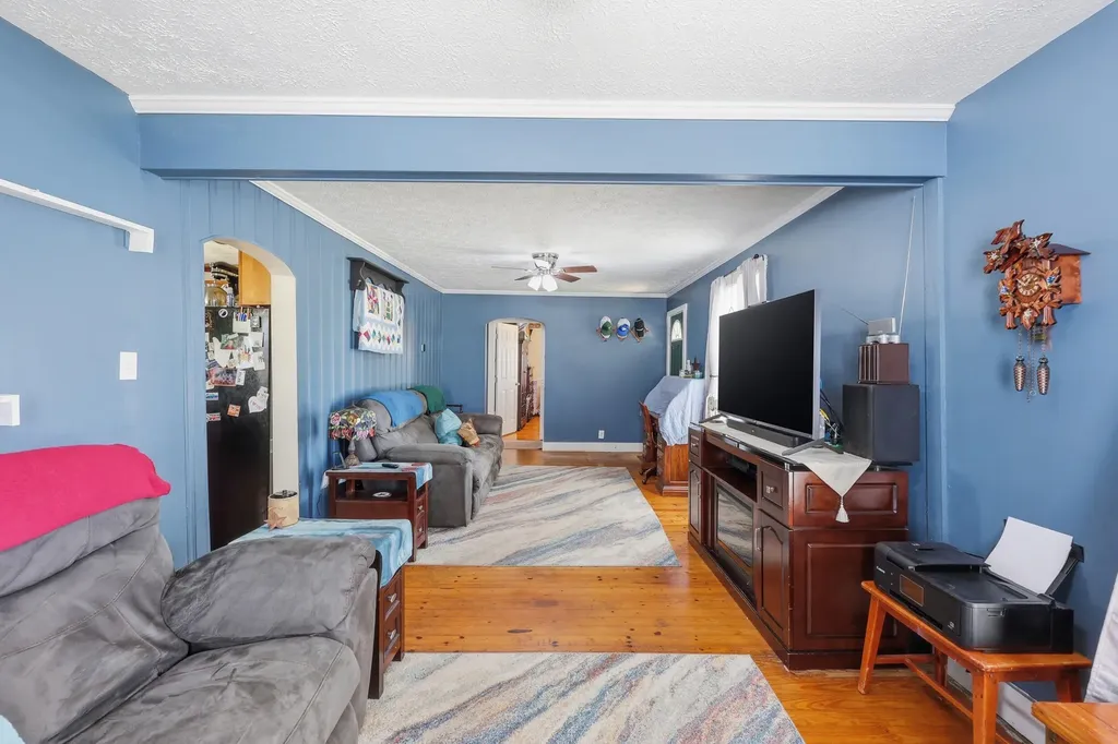 819 Bellows Mill Road Harrodsburg KY 40330