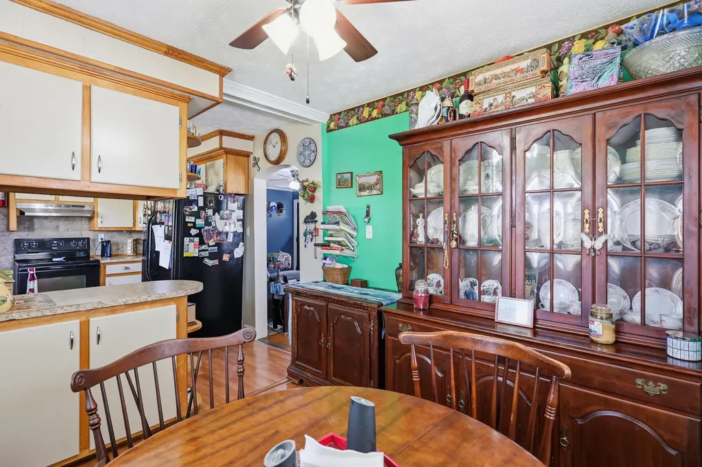 819 Bellows Mill Road Harrodsburg KY 40330