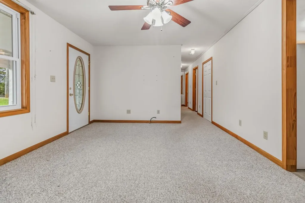 72 Bass Circle Nancy KY 42544