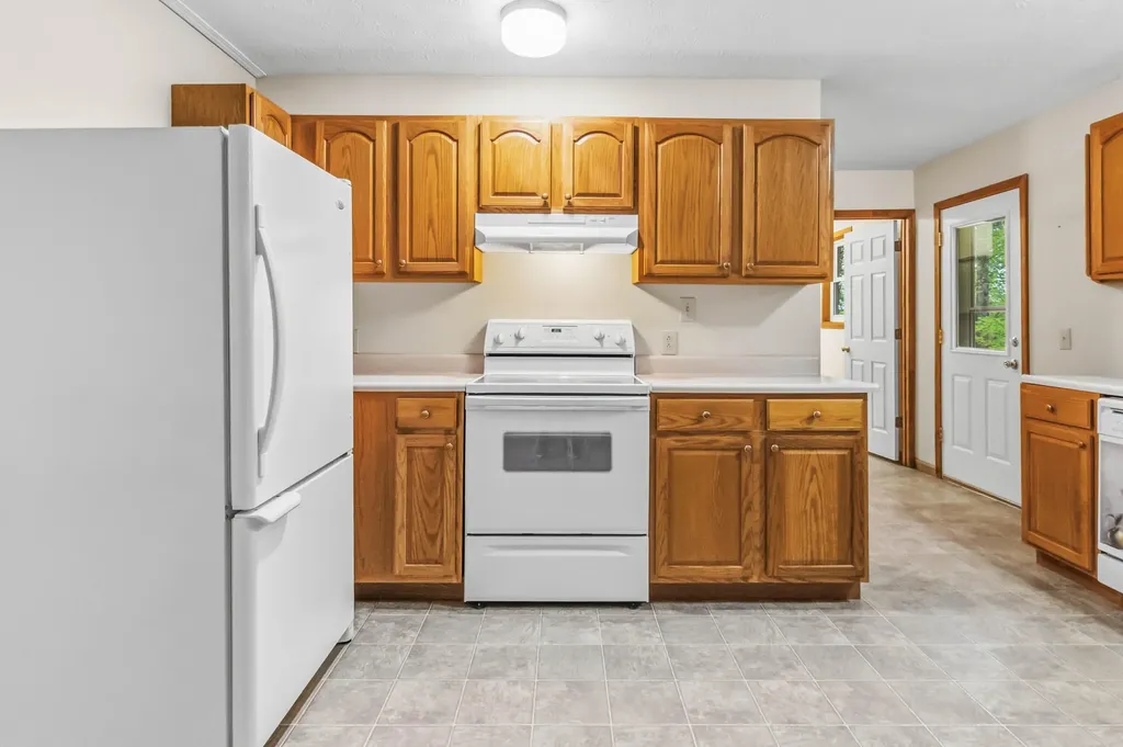 72 Bass Circle Nancy KY 42544
