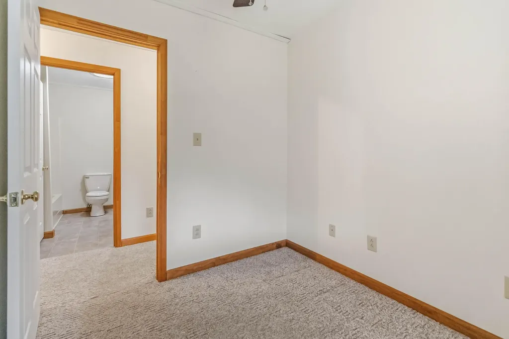 72 Bass Circle Nancy KY 42544