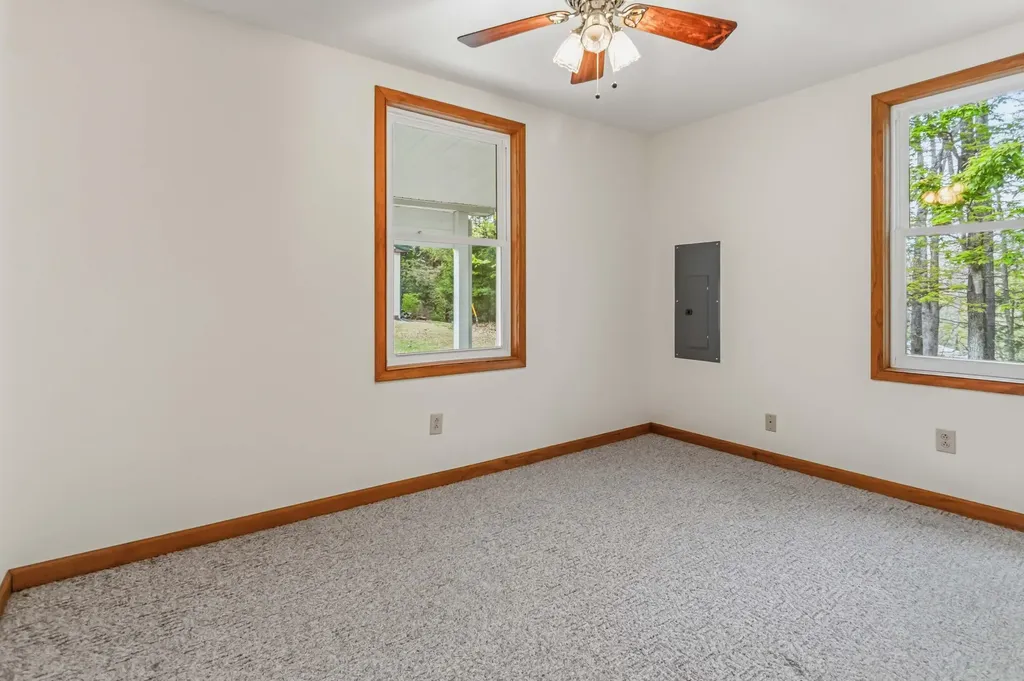 72 Bass Circle Nancy KY 42544